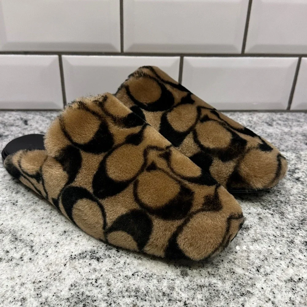 Coach Women's 8 B Sig Shrlg‎ Slip CC069 Signature Shearling Mules Coconut Black